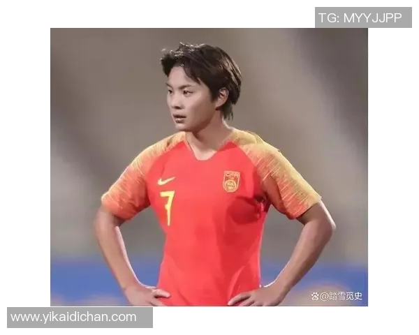 足球明星们如何评价王霜的才华与成就以及她对女子足球的影响